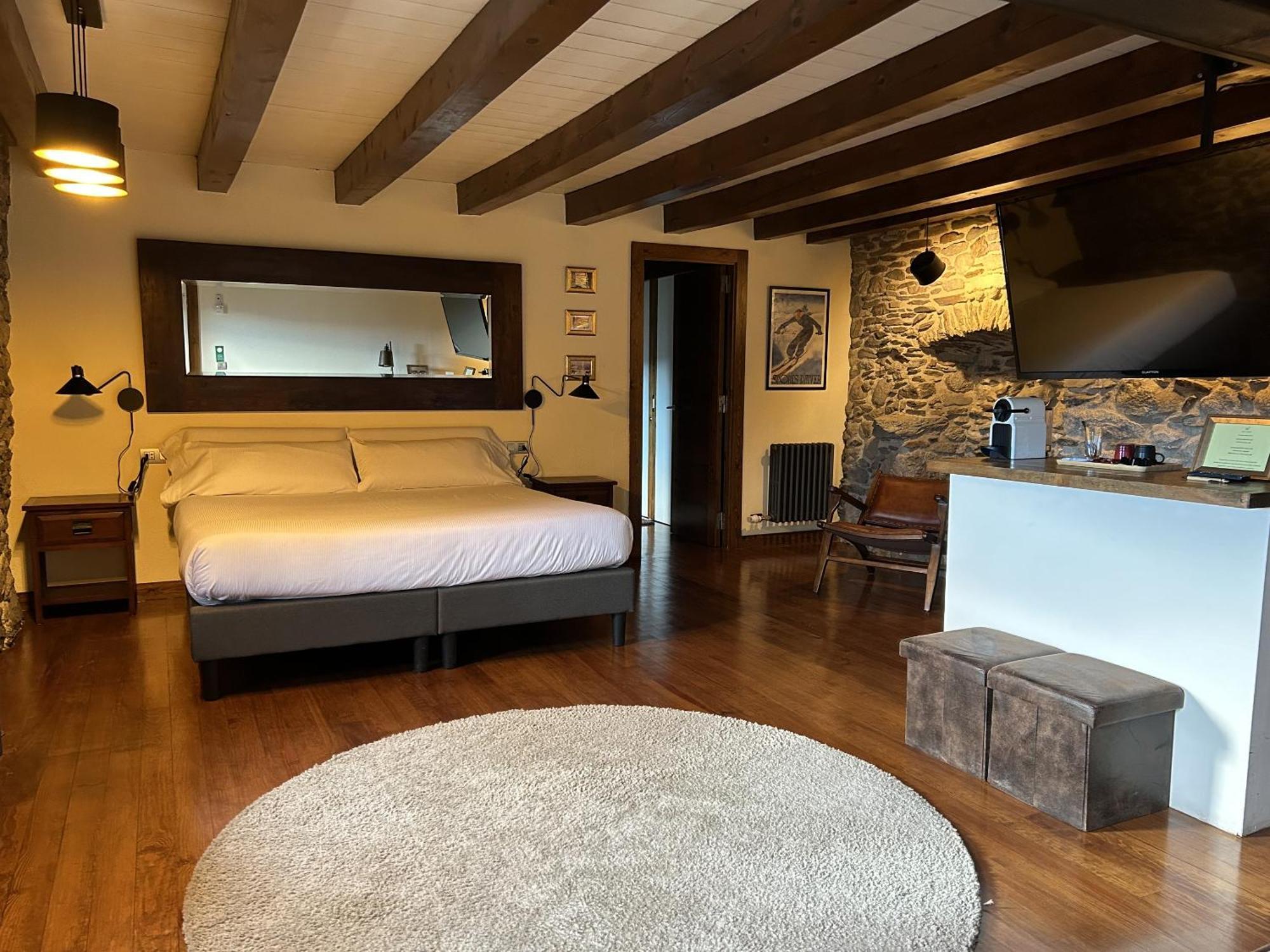 Mas Farner - Adults Only Bed and Breakfast Λίβια Δωμάτιο φωτογραφία